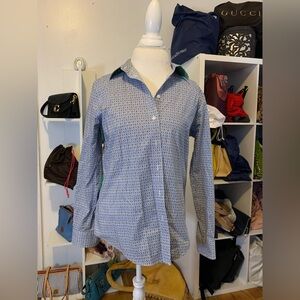 Stylish Blue Patterned Button-Up Shirt